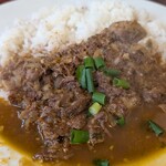 ブラウニー - 牛すじ肉のブラウンソースご飯