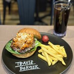 TRAVIS BURGER - 『AMATRICIANA BURGER￥1,980』
            『lunch drink￥165』