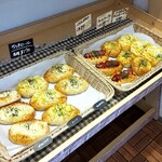 四季彩工房 くろねこパン - 