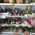 バインミー太陽 Bakery&Tea - 店内