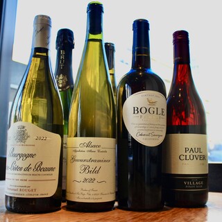 【ワイン好き必見】お肉と相性抜群の厳選ワインを多数ご用意◎