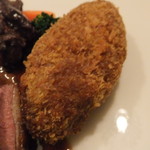 Hérisson d'un jour - カルガモちゃんのモモ肉は、メンチカツで。