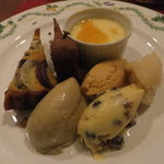 Hérisson d'un jour - デザートはワゴンサービスで好きなだけ