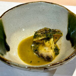 すし あお - 蝦夷鮑蒸 肝ソース