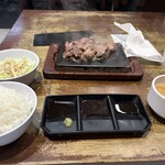 やっぱりステーキ - 料理写真: