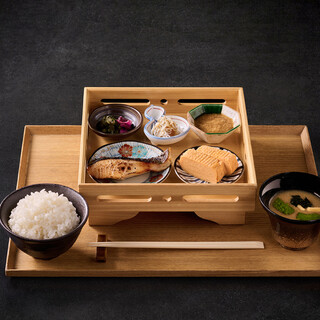 朝食の特別営業はじまります