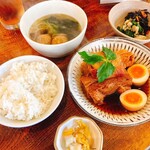 鎗屋町 つぶらや - 小鉢、汁物、お漬物、ご飯付き