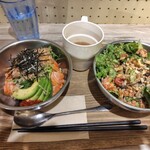 ディーアイワイ サラダ & デリカテッセン - 