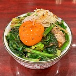 スパイスで笑顔に - ポパイミニ丼