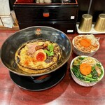 スパイスで笑顔に - チンクエチェント セレクション