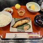 鈴波本店 膳処