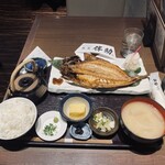 高級ブランド干物 『銀座伴助』 - 特大とろあじ開き定食