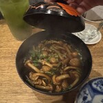 あてまき喜重朗 - なめこの赤味噌(赤だしって書いてあったかも)