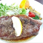 Usagi no Mori Karuizawa Ten - 西冷牛排 2280日元 附沙拉、米饭和汤