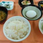 JR西日本広島支社社員食堂 - ご飯と生卵