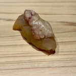 日本橋 鮨 洋 - かわはぎ（追加）　肝も身も漬けにしてる。