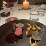 AZUR et MASA UEKI - 黒毛和牛イチボ　黒トリュフ　銀杏とフォアグラ　赤ワインのソース