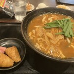 ふじ家うどん - キムチうどん(麺大盛)、いなり