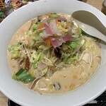 リンガーハット - 料理写真:野菜たっぷりちゃんぽん　麺1.5倍　1,070円
