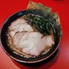 横浜家系ラーメン竈門家直系店赤門家 - ラーメン　中サイズ