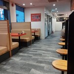 横浜家系ラーメン竈門家直系店赤門家 - 店内の様子