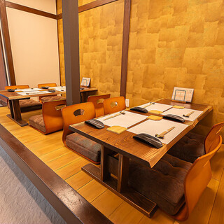 接待・記念日にもふさわしい、和モダンの寛ぎ空間