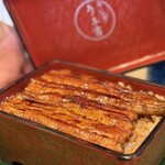 うな吉 - パカって開ける時が良いですね