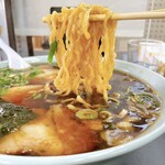 味の大西 - 麺リフト