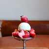 ビィーンズファーム - いちごのプリンアラモード（1800円）