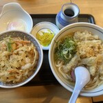 ウエストうどん - 料理写真: