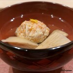 御料理 寺沢 - 香箱蟹とむき茸の椀物