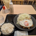 生姜焼き定食専門店 元気が出る食堂 池袋店 - 