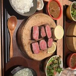 新宿焼肉 牛たんの檸檬 大阪本店 - 