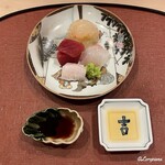 御料理 寺沢 - 伊勢海老に塩竈産の目鉢鮪の赤身に寒鮃の向付を割醤油と煎り酒