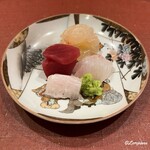 御料理 寺沢 - 伊勢海老に塩竈産の目鉢鮪の赤身に寒鮃の向付