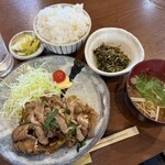 ♪豚肉のスタミナ定食 ¥700