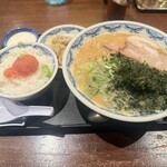 博多麺房 赤のれん - 