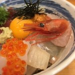 いなせ寿司 - 海鮮丼