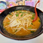ラーメンとん太 - 料理写真:みそラーメン 870円