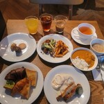 MORETHAN TAPAS LOUNGE - 