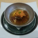 トゥ・ラ・ジョア - 百合根と和牛の椀仕立て