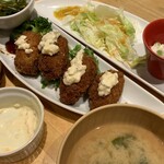 おぼんdeごはん - 料理写真:カキフライタルタル定食