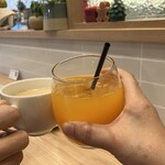 Cafe 菓心 - みかんジュース、最高に美味しかった。