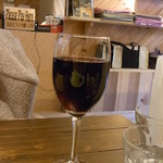 カフェアイルビー - グラスワインは赤白１種類ずつ￥５００（税込）☆♪