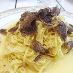 バールアリメンターリ ダニエラ - タヤリン　黒トリュフをかけて