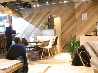 ｊｒ高槻駅 阪急高槻市駅周辺 夜カフェも 女子会も出来るお洒落カフェ 食べログまとめ