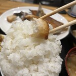 わ楽 - ブリかま　オンザライス  