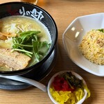 とりの助 - 料理写真: