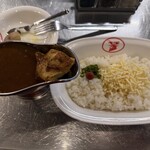 欧風カレー Gii 桜木町店 - 