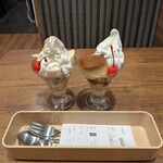 ガスト - 締めのデザート2　▽バナナスプリットサンデー　▽ガストプリンサンデー　